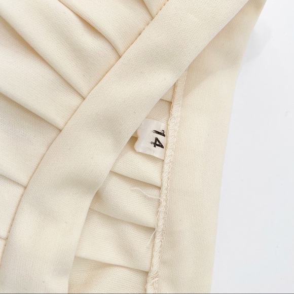 VINTAGE - PLEATED MIDI SKIRT - Picture 4 of 5